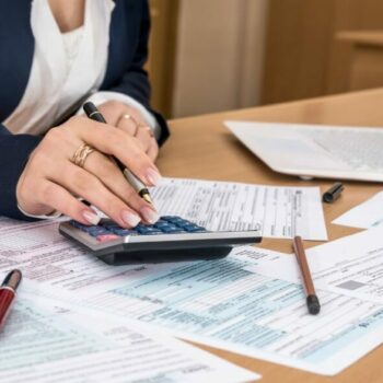 6 End Of Year Tax Tips