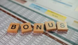 How Are Bonuses Taxed in 2025?