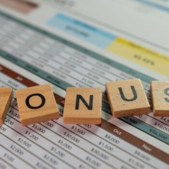 How Are Bonuses Taxed in 2025?